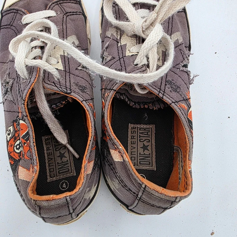 Converse‎ One Star Kids Low Top Sneakers Skull Star Skater Shoes Size 4
